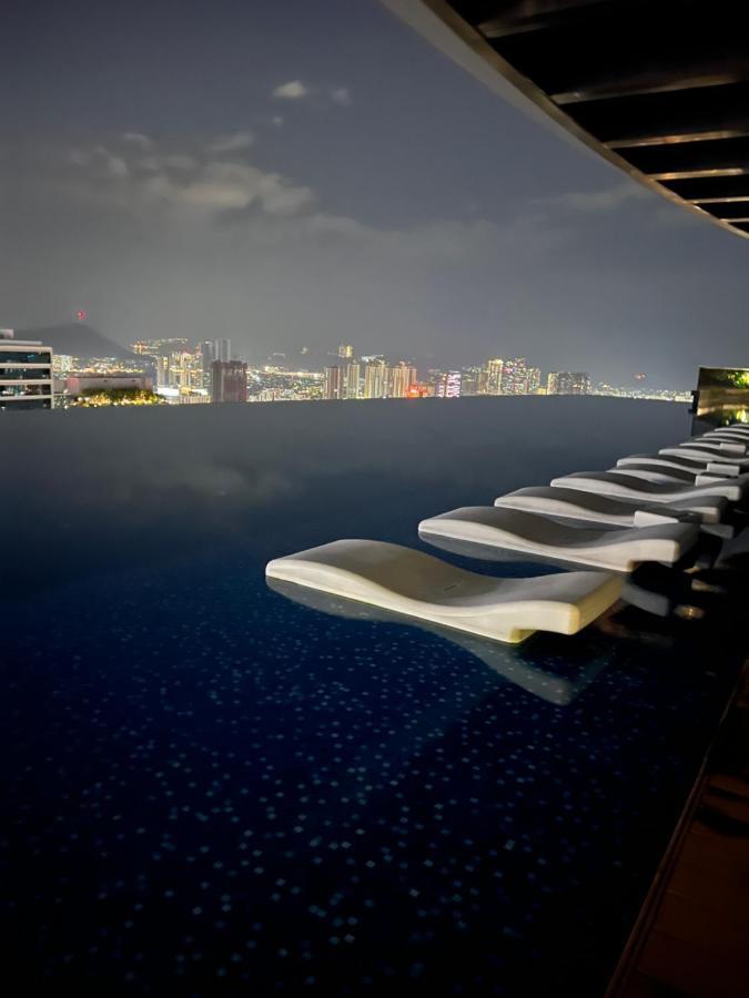 Luxury Suites At Eaton Klcc 吉隆坡 外观 照片