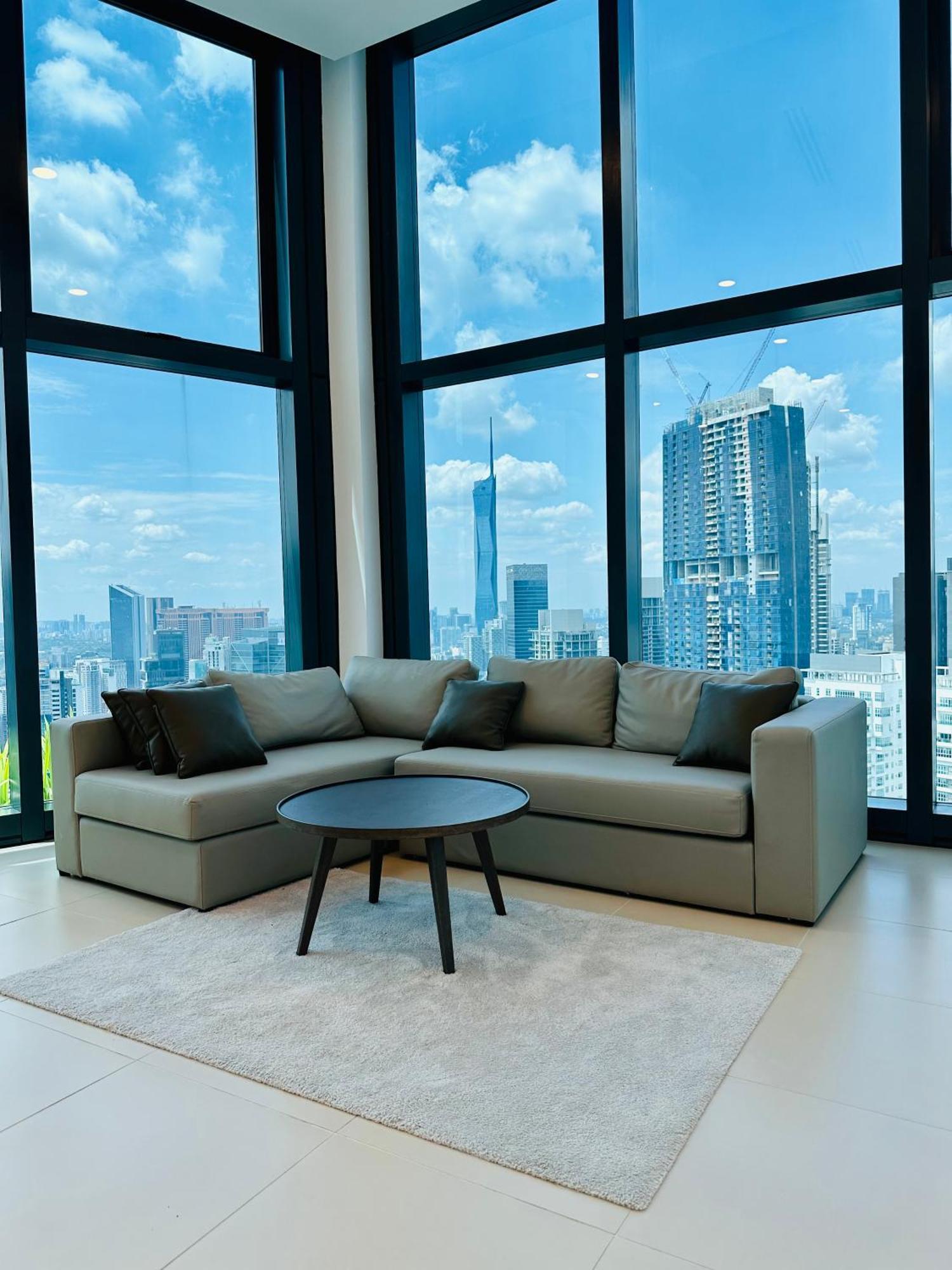 Luxury Suites At Eaton Klcc 吉隆坡 外观 照片
